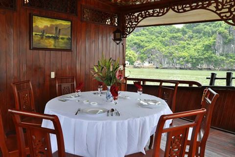 Cat Ba Sailing Junk Lan Ha Bay