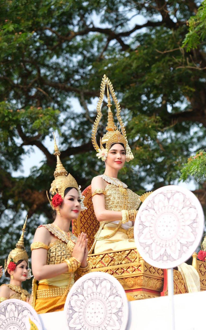 A Khmer parade in New Year's Eve