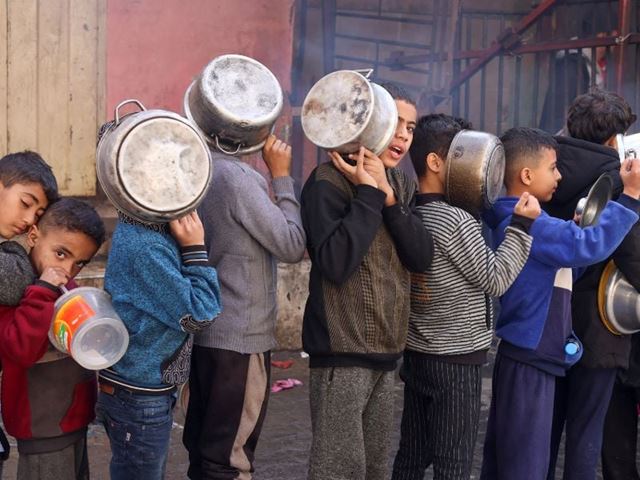 Children begging in refugee camps