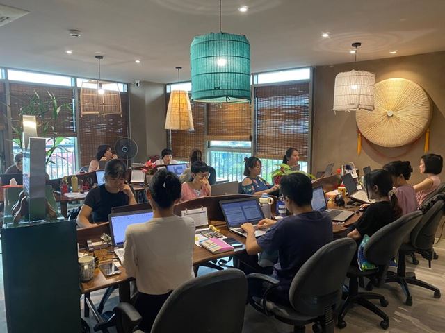 Nuestros asesores y equipo de logística