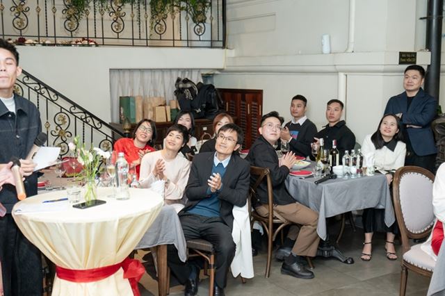 Group photo at the 2024 year-end party.