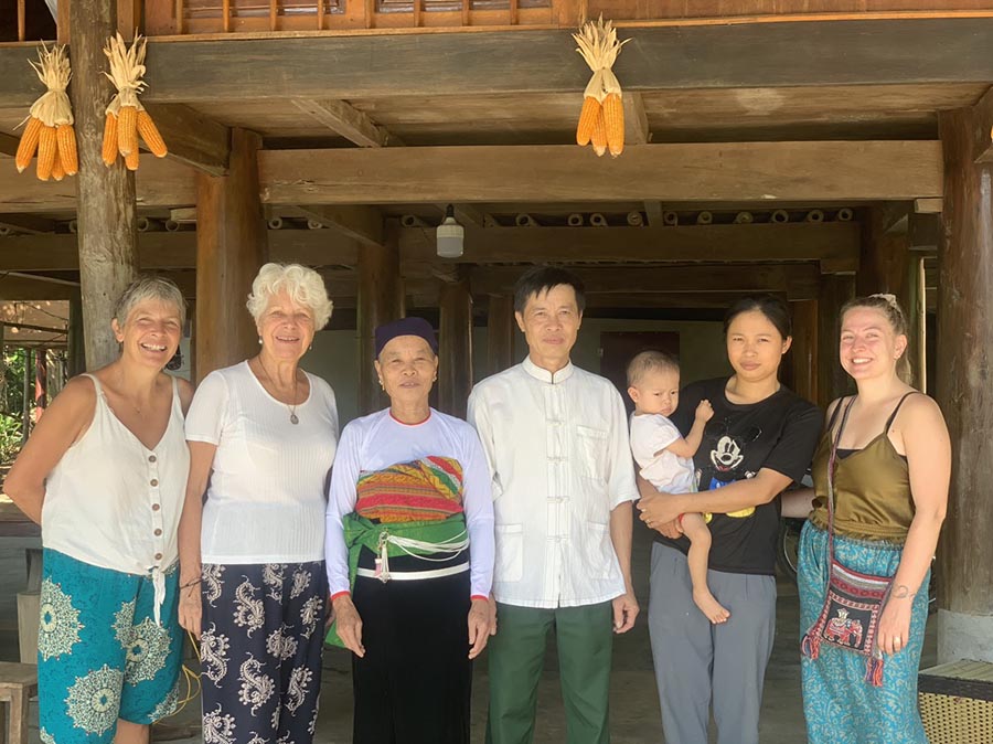 Noche en casa de Sr. Ty en Pu Luong