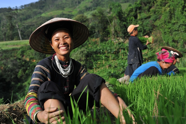 Femme lolo noir Cao bang