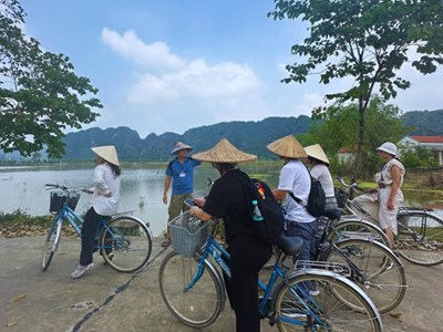 Ciclismo por la zona de Tam Coc, Ninh Binh