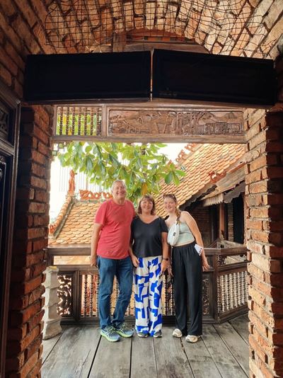 Stepping into the role of a traditional healer at the Fito Museum!