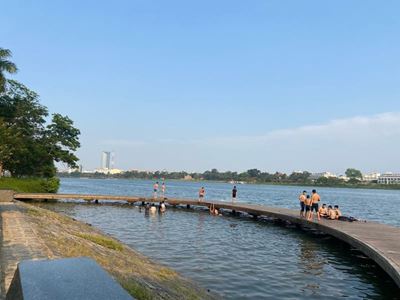 Swimming with children in Hue (Central Vietnam)