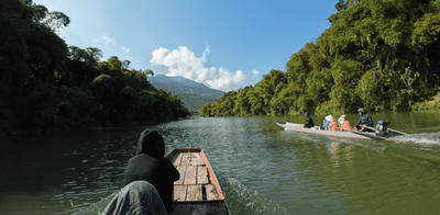 An enriching boat experience on the Ma River