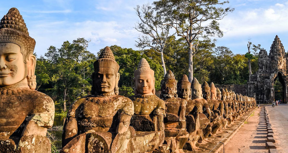 Discover Cambodia in 2 Weeks: Nature and Heritage