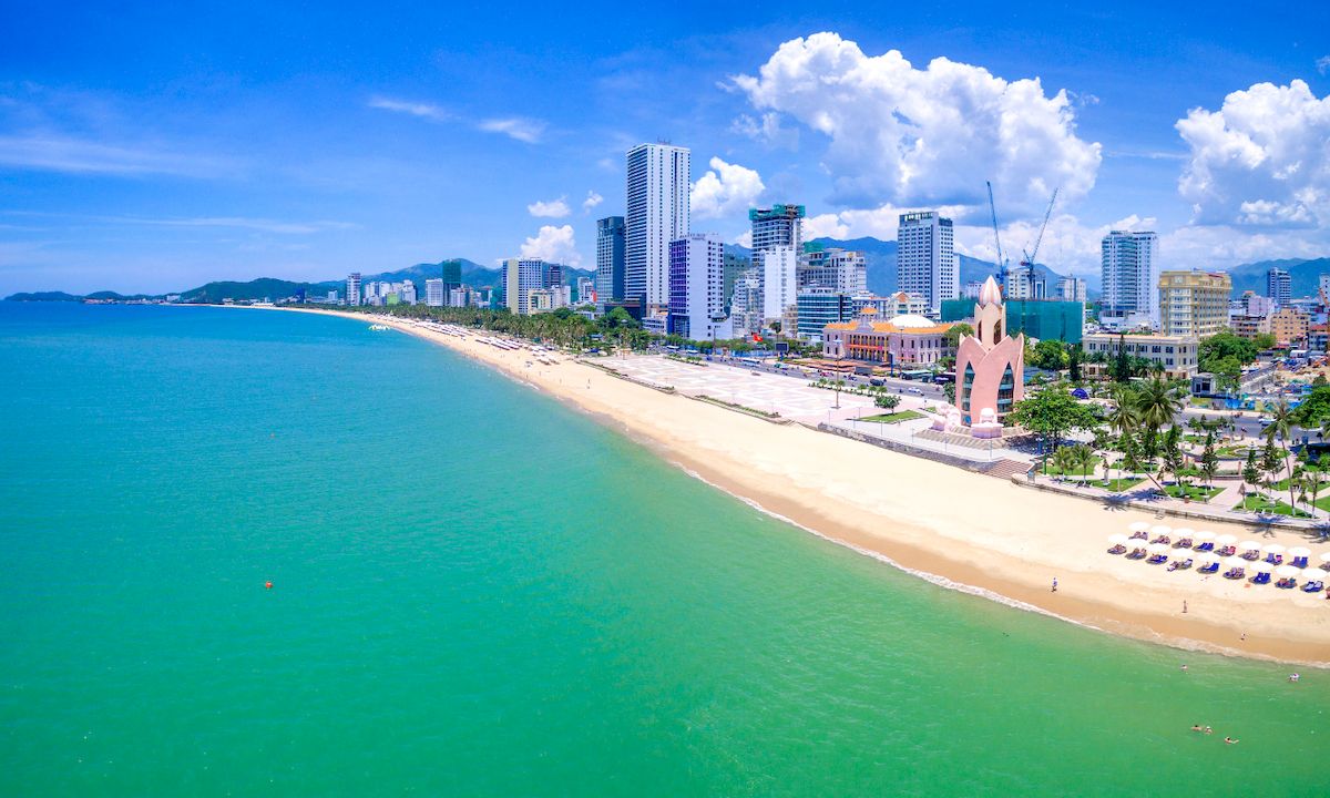 Viaje de 10 días a Vietnam con Playa de Nha Trang