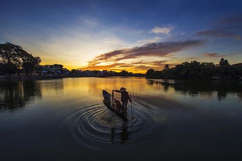 Vietnam in 12 Days: From the North to the South (Italian Speaking Guide)