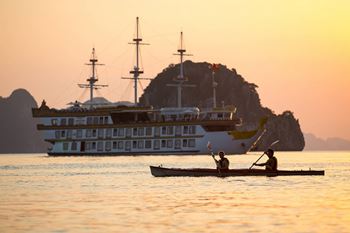 From Halong Bay to Angkor Temples in 15 Days