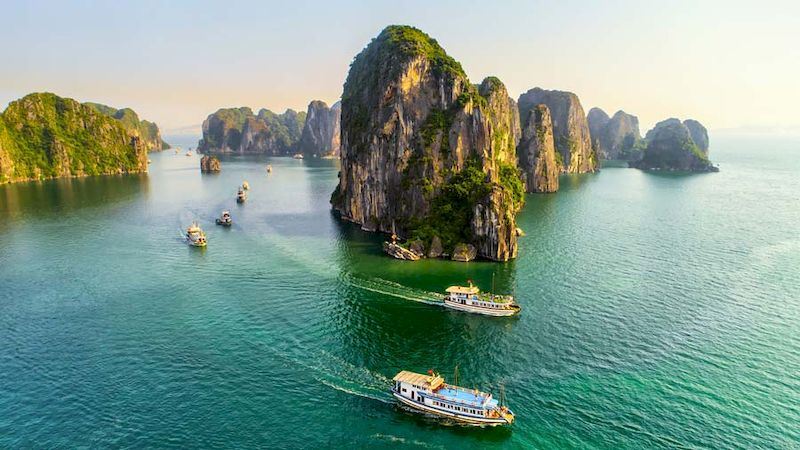 La bahía de Halong, una de las 7 Bellas del mundo