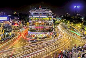 Además de las actividades de exploración cultural e histórica, Hanói posee una animada vida nocturna en el área del casco antiguo.