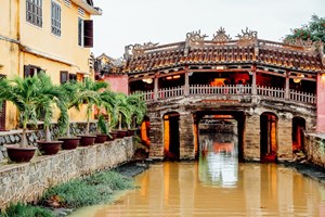 Hoi An's graceful architecture in a single frame