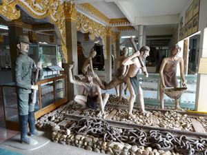 Museo de la Guerra de Kanchanaburi exhibe artefactos que ilustran los eventos ocurridos durante un período oscuro en este vibrante país