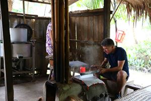 Cocinar comidas en la casa de un local, Vietnam