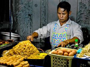 ¡Experimenta la comida callejera en Bangkok!