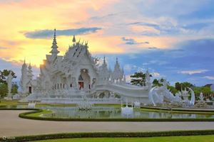 In Chiang Mai, there are two colorful temples: the White Temple and the Blue Temple.