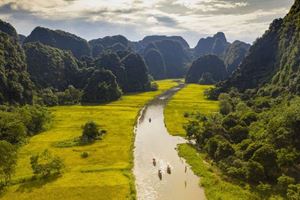 Tam Coc, Ninh Binh, donde la naturaleza se mezcla con la historia