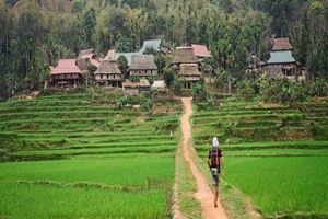 Visita el pueblo de los Thai blancos