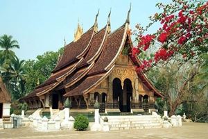 Wat Xieng Thong es uno de los templos más antiguos de Luang Prabang